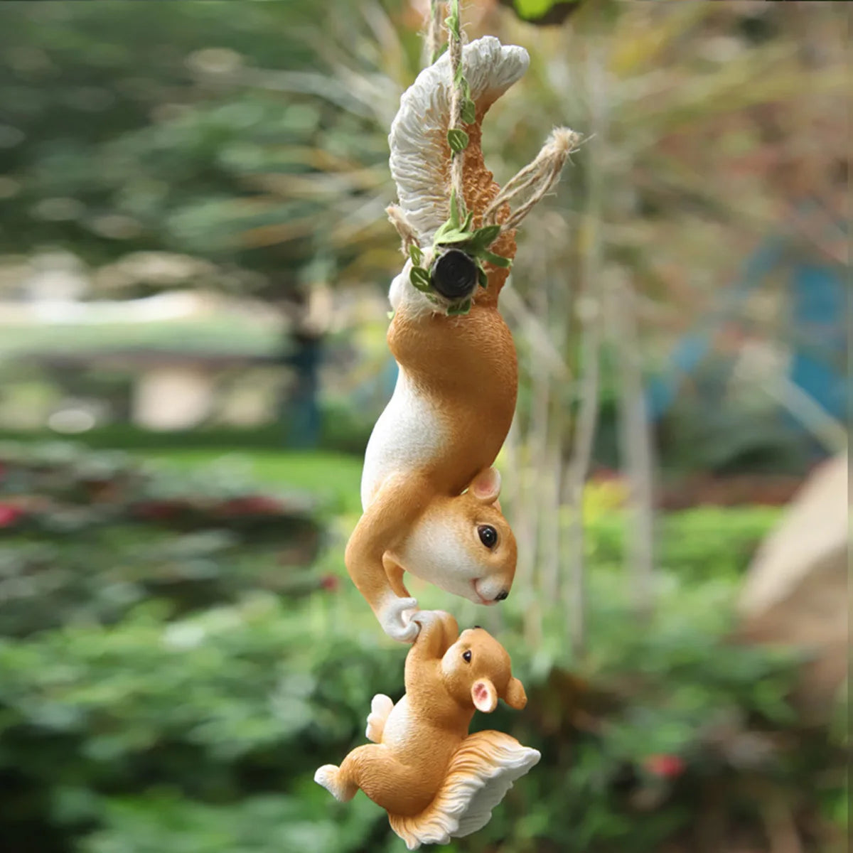 Creative Climbing Rope Squirrel Figurine