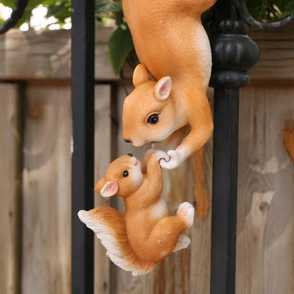 Creative Climbing Rope Squirrel Figurine