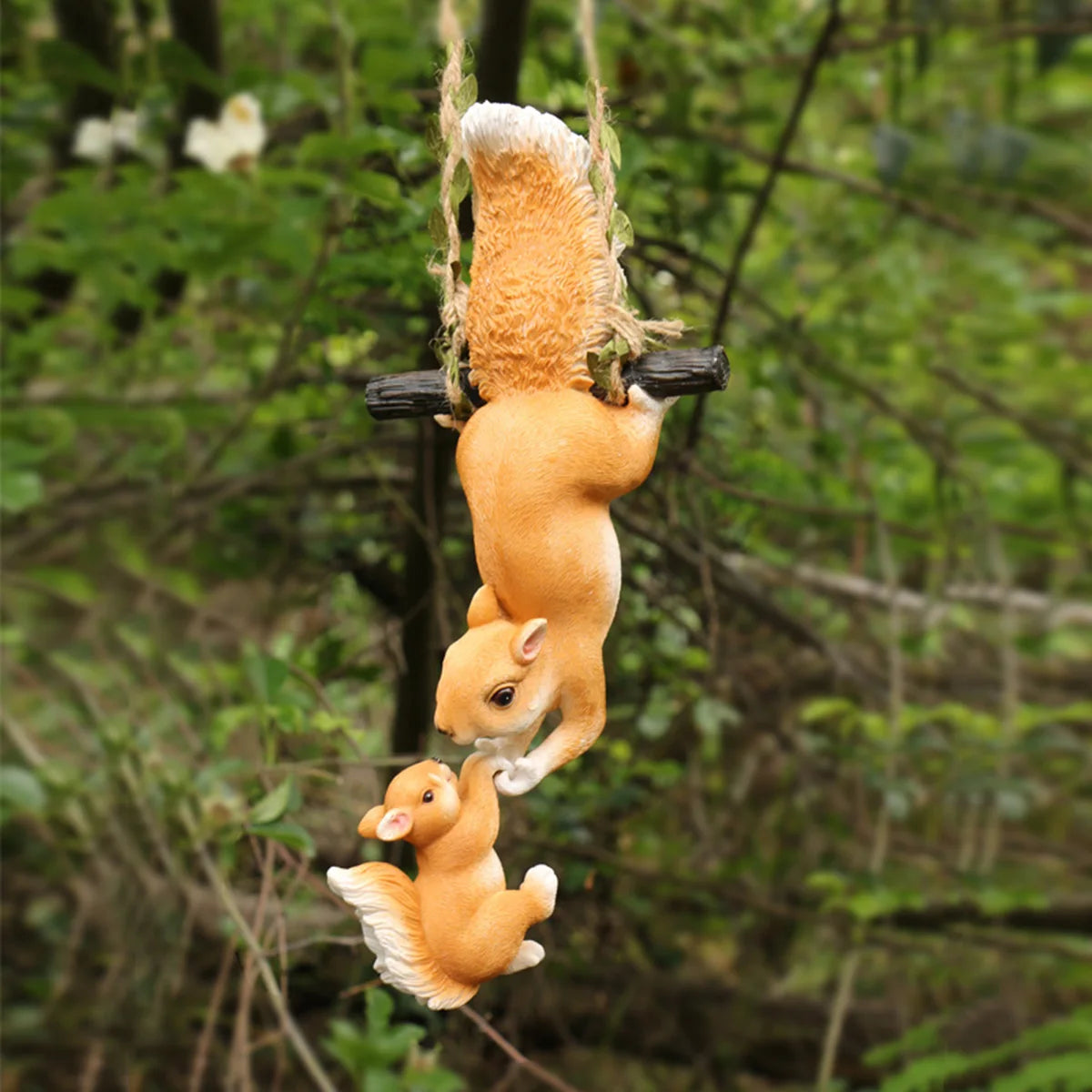 Creative Climbing Rope Squirrel Figurine